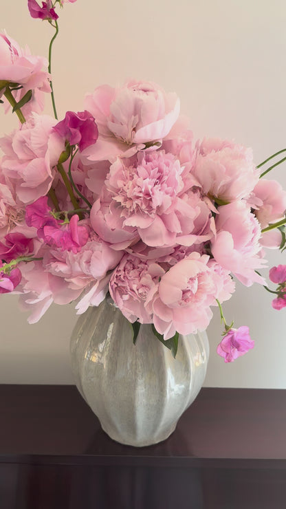 THE KILLARNEY - Luxury Peony Bouquet